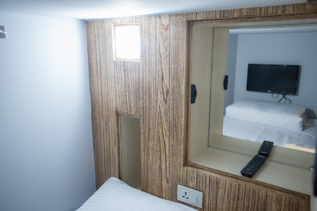 Just Walk Backpacker Hostel Хуалиен Сити Стая снимка