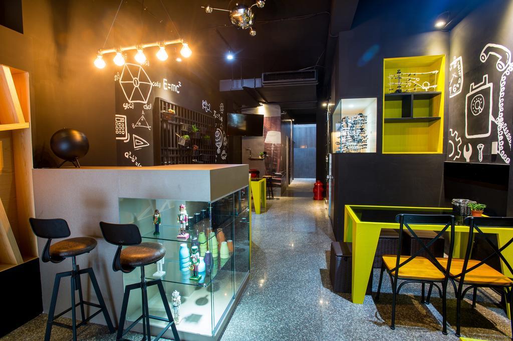 Just Walk Backpacker Hostel Хуалиен Сити Екстериор снимка
