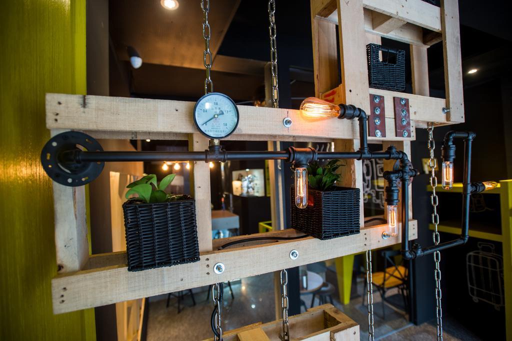 Just Walk Backpacker Hostel Хуалиен Сити Екстериор снимка